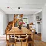 Feriehus In With Wifi Svaneke